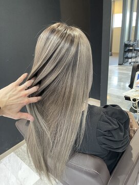 リオリス ヘア サロン(Rioris hair salon) 【石川】ロングヘア/シャドールーツ/アッシュグレージュ