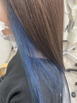 フレンズ 平岡店(friend's) 【札幌平岡 デザインカラー インナーカラーブルー 五十嵐美穂】