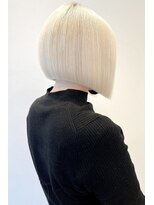 ビープ(beep)&nbsp;収まり良し♪ホワイトブロンドボブ