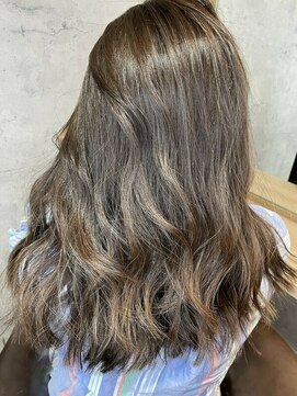 アフィナー(Afinar) 【横浜/Afinar】ナチュラルなハイライトたっぷり♪