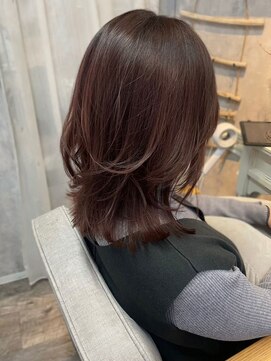 ティダスマイル(tida smile) くびレイヤーミディアムウルフ20代30代40代50代