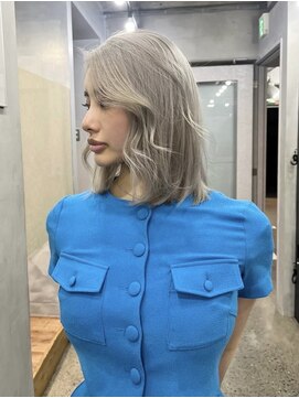 ジーナ(XENA) グレーベージュ×アッシュカラー×渋谷