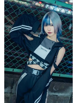 リアイス(Re:ICE) ブルー×ホワイトミディアムウルフ