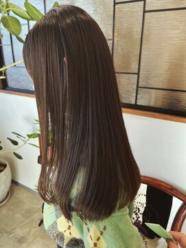 テテ(tete) カーキーベージュ