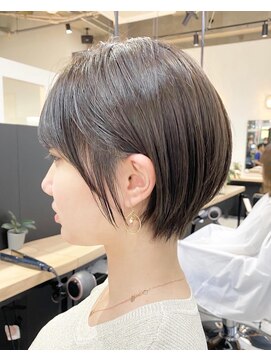 ジーニー 横浜(giinii) 大人可愛い小顔丸みショートチョコレートブラウン横浜