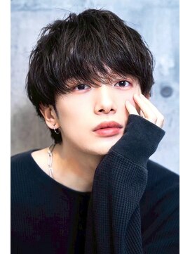 ワンズナゴヤ 名古屋栄店(ONE's NAGOYA) スペインカールスパイキーショートブルーブラックフェザーパーマ