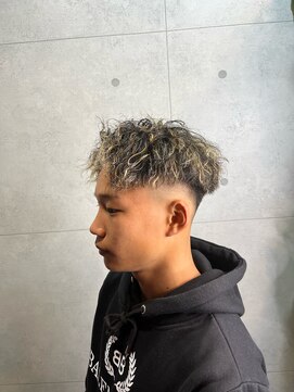 サロウィン 熊本上通り店(SALOWIN) ツイストスパイラル×ハイライト