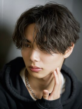 ルーシー 渋谷(LUCEY) センターパートフェザーパーマシャドウパーマメンズパーマ