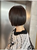 大人ガーリーダークアッシュミディアムレイヤーカット髪質改善