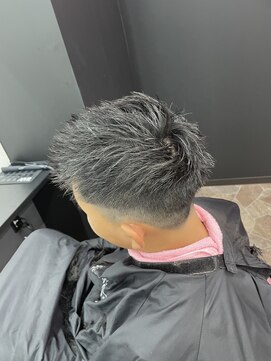 ヘアースマイルクー(HAIR SMILE COEUR) 【COEUR/TOMOYA】kids フェードカット