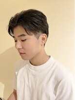 トップヘアー アヴェニュー 刈谷(TOPHAIR Avenue)&nbsp;夏の人気メンズパーマスタイル