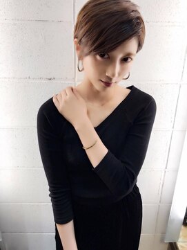 ヘアーメイクチック(HAIR MAKE CHiC) ショートベージュ