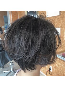 ハグ(Hug) [Hug][鹿沼]毛先ワンカールで動きを＊前下がりショートボブ＊