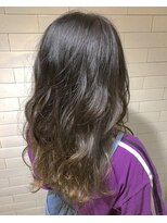 【EIGHT 三軒茶屋】ベージュ × グラデーション