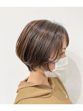 カットアンドトータルビューティ ヴァンキャトル(Cut&Total Beauty VINGT QUATRE) 柔らか丸みショート