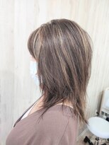 ヴィラックスヘア(ViLax Hair) 透明感引き出すメッシュカラーヘア