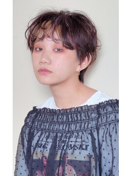 クシュ 所沢西口プロぺ通り(kusyu... ) ペールベージュセクションカラーグラデーションカラー外ハネボブ