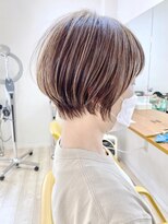 モリオ フロム ロンドン 成増店&nbsp;【morio成増 芹澤】ショートボブ 白髪ぼかしハイライト