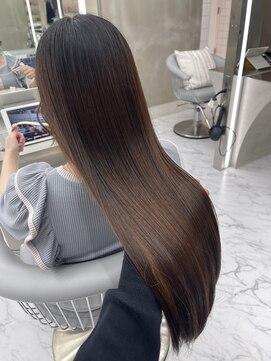 ロンドルーチェ 心斎橋(Lond luce) ダークアッシュ/ミディアムレイヤーカット［髪質改善/縮毛矯正］