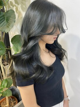 メリー オオサカ(Merly Osaka) あまり被らない絶妙グリーンカラー_dark green ash_