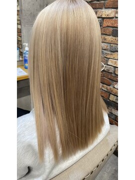 ルーナヘアー(LUNA hair) 『京都 山科 ルーナヘアー』ベージュホワイト 草木真一郎