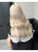 5508ニュアンスカラー艶髪ハイトーンシルキーベージュ波巻き
