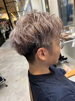 ネウィ 八王子(newi)&nbsp;刈り上げツーブロック/爽やかハイトーン