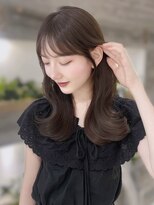 アリュウル 表参道 青山(Allure)&nbsp;くびれロングヘア◇外ハネヘア/顔まわりカットグレージュカラー