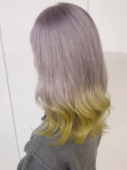 エスト(est)の写真/髪質に合わせて"ダメージを最小限に"デザインしてくれる◎メイク・肌色に合う流行の最旬カラーをご提案♪