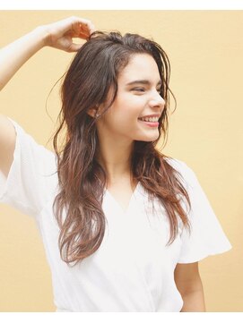 ランド(Land.) ☆20代30代大人可愛いレイヤーカットシルキーベージュ