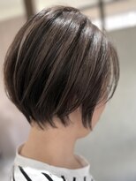 スピラ(SPiRA)&nbsp;【襟足ツーブロック】大人のショートボブ！体感温度-5℃☆