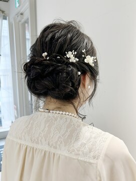 カリーナヘア(Carina Hair) ふんわり優しさUPのお呼ばれヘア