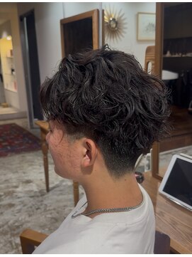 ラルフサーフ/無造作ヘア/ニュアンスパーマ／波巻き／ツイスパ