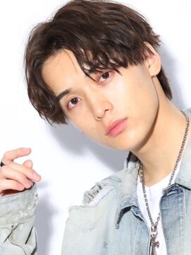 コンフィデンス メンズヘアー(confidence MEN'S HAIR) シャドウセンターパート韓国マッシュ刈り上げツーブロック