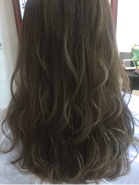 アンス 大阪梅田(ANs.) 大人かわいいレイヤースタイル☆透明感シアーアッシュブラウン