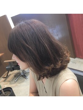 リップス ヘアー(Lips hair) 髪質を活かした外ハネスタイル♪