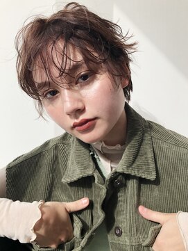 アイティー バイ アルバム 中野店(IT by ALBUM) 無造作ショート_厚めバングローライトスリークボブ_7133