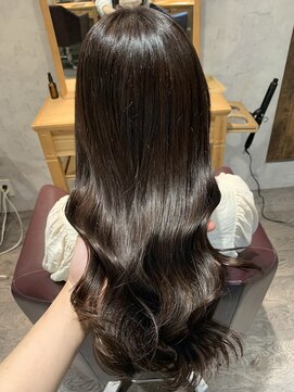 アフィナー(Afinar) 艶巻きブラウン