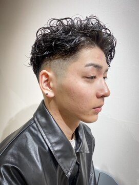 ルースト 京都駅前店(ROOST) バーバースタイル/スキンフェード/ツイスパ/ツーブロック