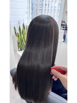 エミュスト(Emuest) 髪質改善ストレート☆心斎橋髪質改善