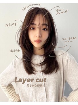 ルル 表参道(lulu.) レイヤーカット　顔周りレイヤー　顔周り　ロングヘア