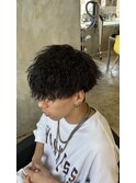 メンズ前下りマッシュカットツイストスパイラルパーマ