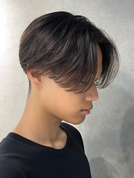 エルマーク 心斎橋(L-MARK) センターパートニュアンスパーマ韓国カルマパーマコンマヘア