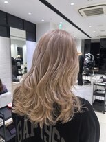 ステア ケース(stair case)&nbsp;ハイトーンブロンドカラー髪質改善トリートメント