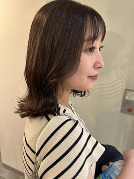 ベル 銀座5丁目店(Belle) 重みを残したくびれミディアムヘア
