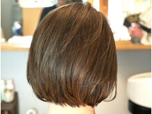 ジュライの雰囲気（首元がすっきり見えるショートボブ◎）