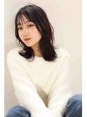 大人かわいいミディアムヘア