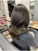 抜け感カラー オリーブベージュ