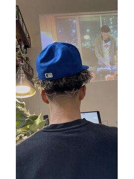 イナセパーラー ハナレ(INASE PARLOR HANARE) テーパーフェード