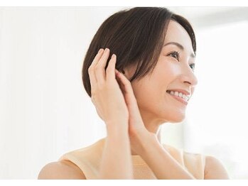 ビサラ(美.Sarah)の写真/美容師歴40年の熟練技で、お悩み解消!自宅でもセットしやすい、もちの良いヘアをご提案♪